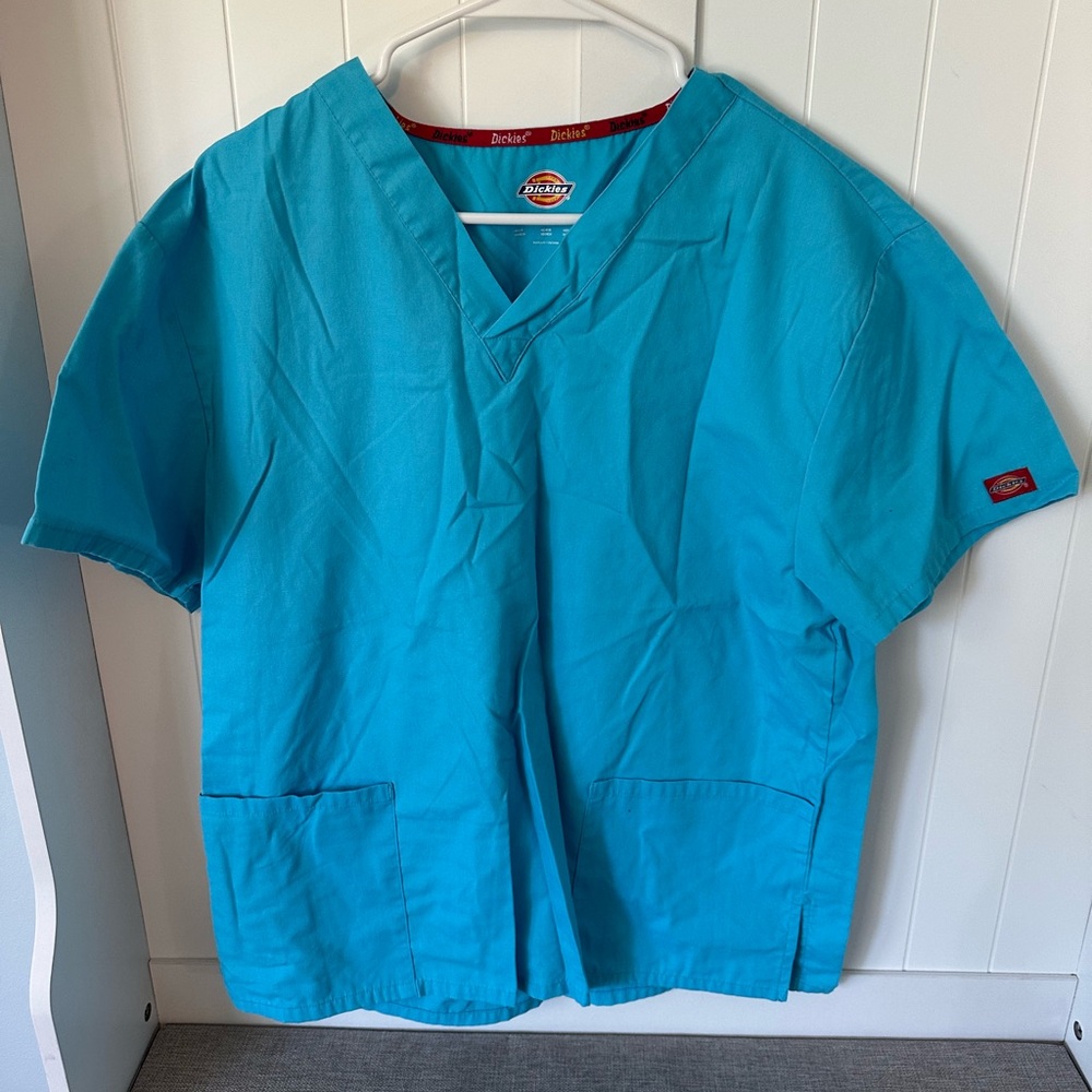 Dickies scrub top